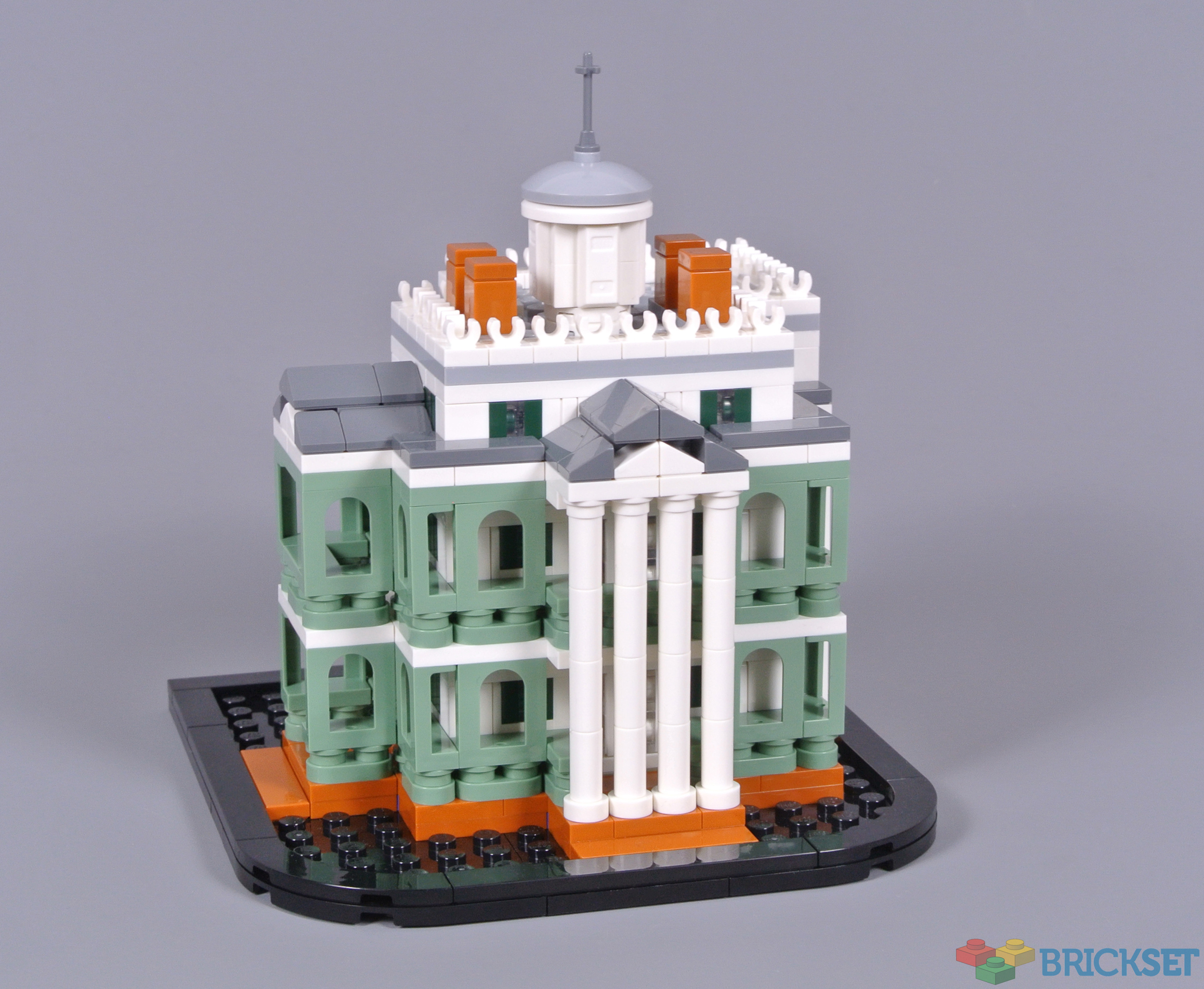 Disney popular mini Lego mansion